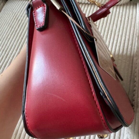 Red Wildflower Handmade Crossbody Satchel Evening Bag - Picture 7 of 8